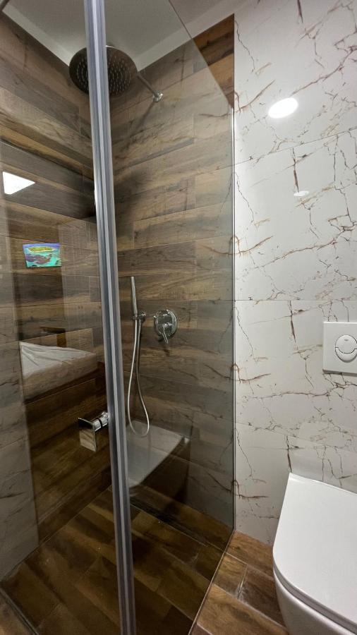 Vila 90 Boutique Hotel Tirana Zewnętrze zdjęcie