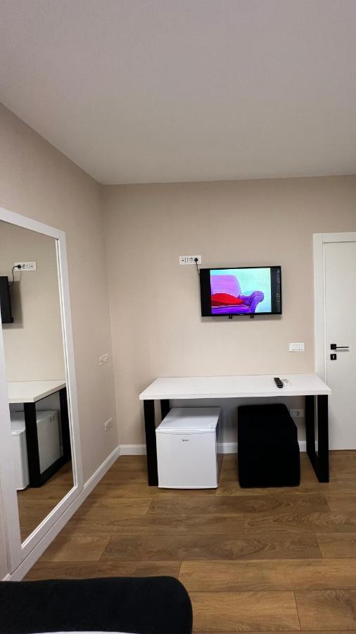 Vila 90 Boutique Hotel Tirana Zewnętrze zdjęcie