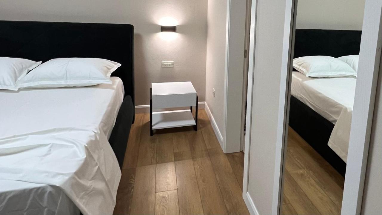 Vila 90 Boutique Hotel Tirana Zewnętrze zdjęcie