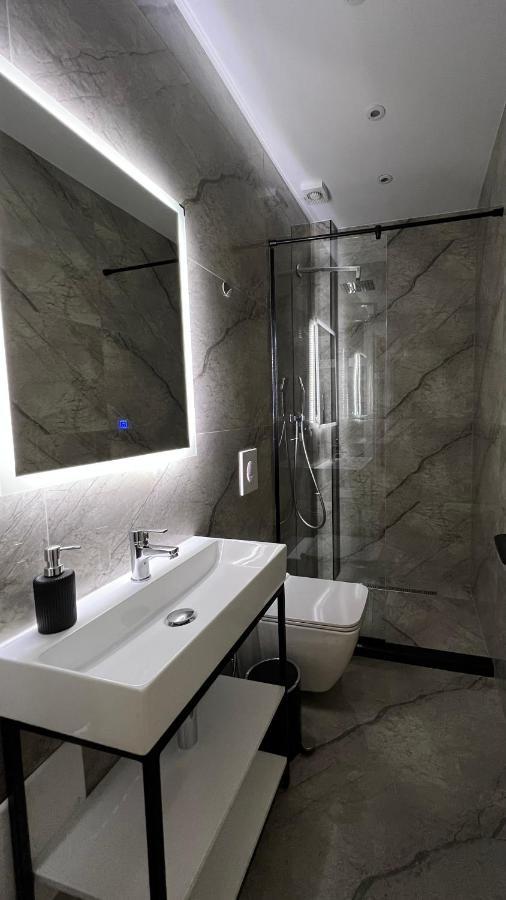Vila 90 Boutique Hotel Tirana Zewnętrze zdjęcie